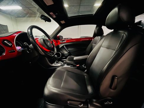 Used 2013 Volkswagen Beetle 2.5 image 15