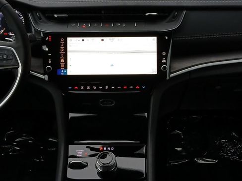 New 2026 Jeep Grand Cherokee Altitude AWD/4WD image 3