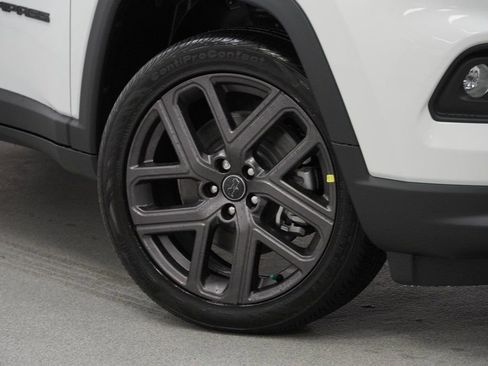 New 2026 Jeep Compass Latitude AWD/4WD image 4