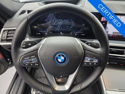 Used 2023 BMW i4 eDrive40 w/ Premium Package RWD image 18