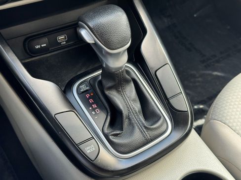 Used 2020 Kia Soul LX FWD image 25