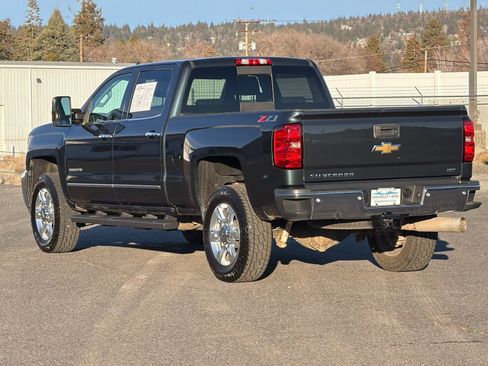 Used 2018 Chevrolet Silverado 2500 LTZ w/ Duramax Plus Package image 6