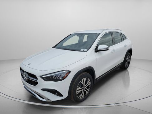 Certified 2026 Mercedes-Benz GLA 250 image 2