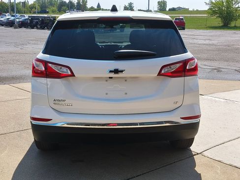 Used 2019 Chevrolet Equinox LT FWD image 6