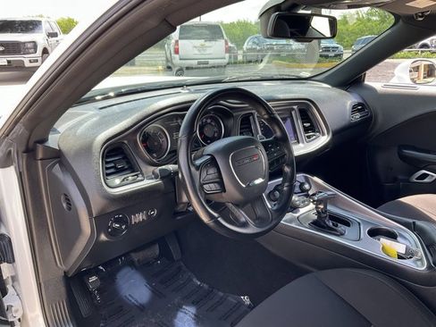 Used 2021 Dodge Challenger GT RWD image 6