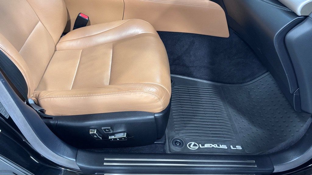 Used 2015 Lexus LS 460 L AWD/4WD image 18
