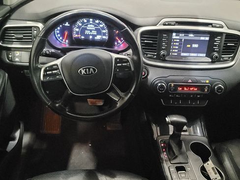 Used 2019 Kia Sorento EX AWD/4WD image 22