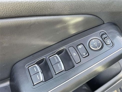 Used 2022 Honda Civic Touring image 27