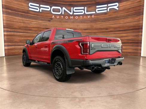 Used 2019 Ford F150 Raptor w/ Equipment Group 802A Luxury image 3
