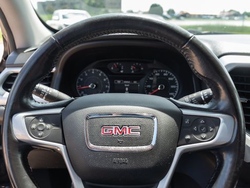 Used 2017 GMC Acadia SLE w/ Driver Alert Package I FWD image 12