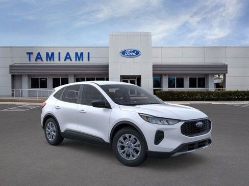 New 2026 Ford Escape Active image 7