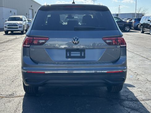 Certified 2024 Volkswagen Tiguan SE image 6