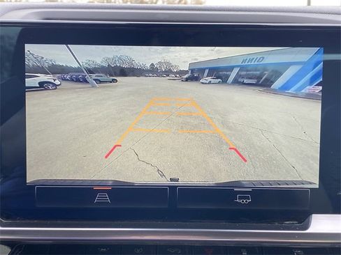 Used 2024 GMC Sierra 1500 SLT image 13