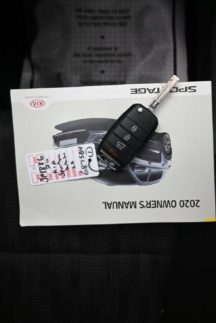 Used 2020 Kia Sportage LX AWD/4WD image 10
