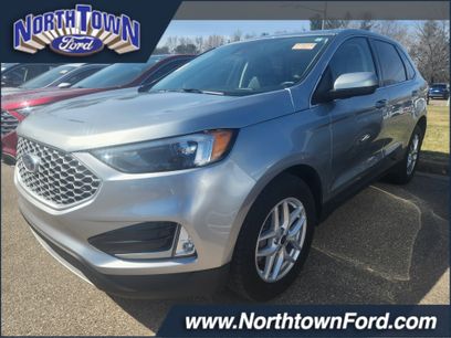 Used 2024 Ford Edge SEL w/ Convenience Package