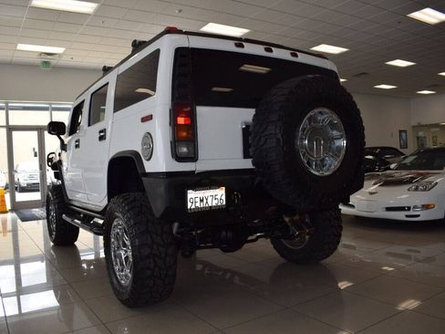 Used 2003 HUMMER H2 w/ Preferred Equipment Group AWD/4WD image 9