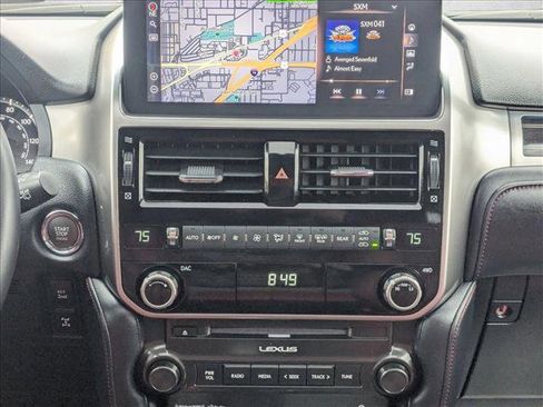 Used 2023 Lexus GX 460 Premium image 16