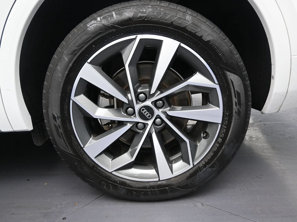 Used 2024 Audi Q5 2.0T Premium AWD/4WD image 9