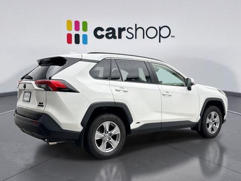 Used 2023 Toyota RAV4 XLE w/ Convenience Package AWD/4WD image 5
