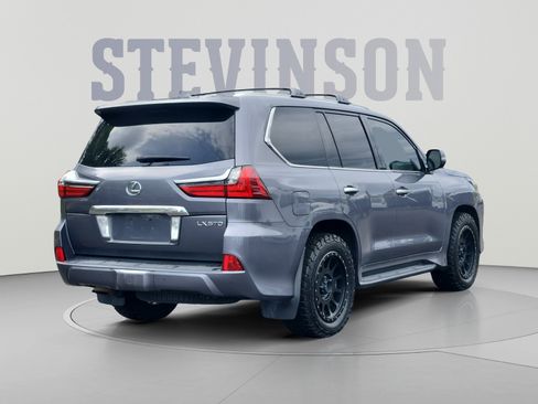 Used 2017 Lexus LX 570 4WD w/ Luxury Package image 5