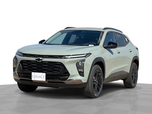 New 2026 Chevrolet Trax ACTIV w/ Driver Confidence Package FWD image 1
