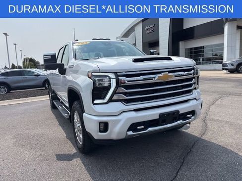 Used 2025 Chevrolet Silverado 2500 High Country w/ High Country Premium Package image 13