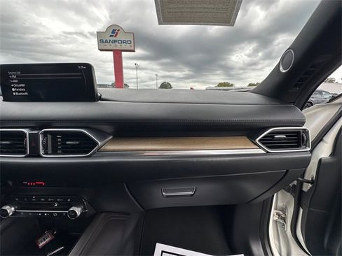 Used 2021 MAZDA CX-5 Signature image 16