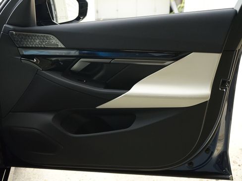 Used 2025 BMW i5 M60 AWD/4WD image 20