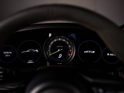 Used 2022 Porsche 911 GT3 RWD image 21