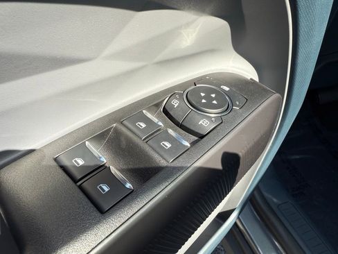 New 2025 Ford Maverick XL image 13