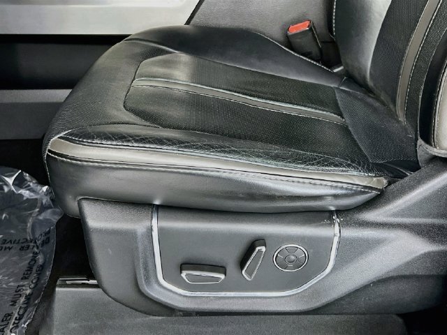 Used 2017 Ford F150 Platinum w/ Technology Package AWD/4WD image 25