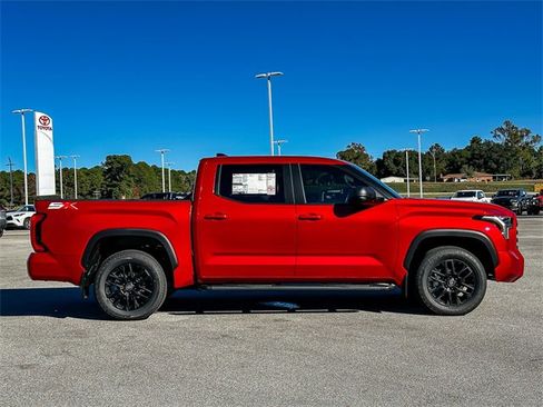 New 2026 Toyota Tundra SR5 image 9