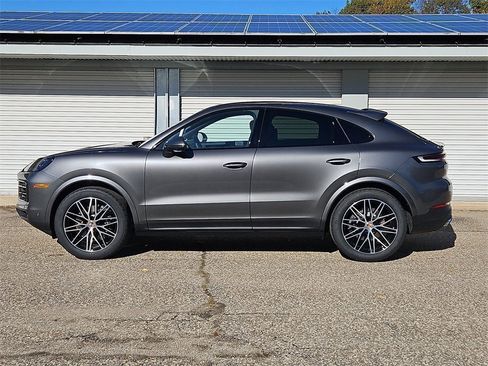 New 2026 Porsche Cayenne Coupe image 2