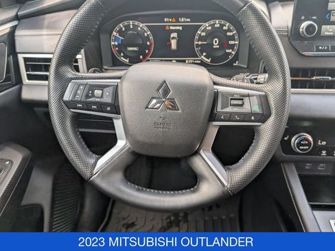 Used 2023 Mitsubishi Outlander SE AWD/4WD image 18