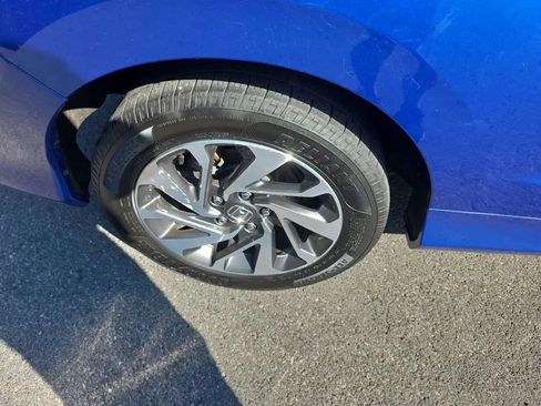 Used 2019 Honda Civic LX image 14