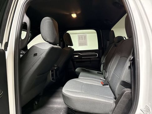 Used 2021 RAM 2500 Big Horn w/ Level 1 Equipment Group AWD/4WD image 22