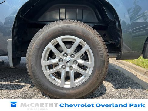 Used 2021 Chevrolet Silverado 1500 RST w/ Convenience Package II AWD/4WD image 9