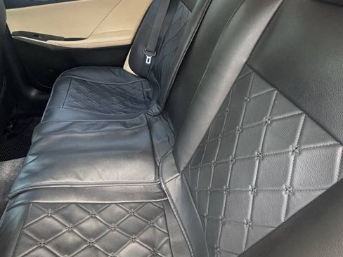 Used 2014 Lexus IS 250 w/ Premium Package RWD image 12