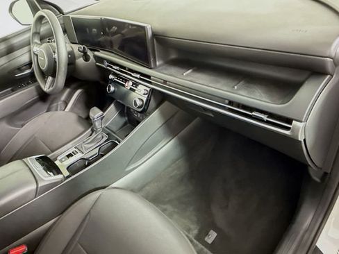 Certified 2025 Hyundai Tucson SEL image 30
