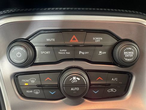 Used 2021 Dodge Challenger R/T w/ Plus Package image 22