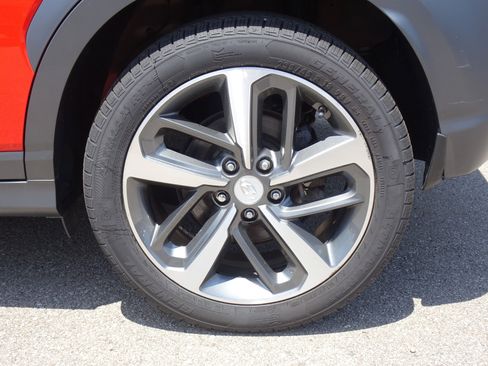Used 2019 Hyundai Kona Ultimate AWD/4WD image 27