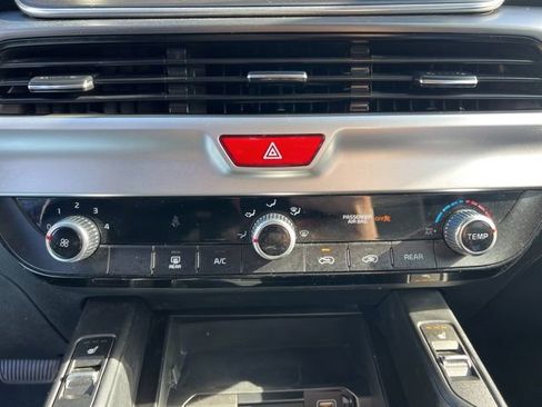 Certified 2021 Kia Telluride S image 21