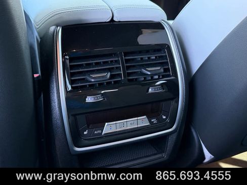 Used 2025 BMW X6 M60i AWD/4WD image 17
