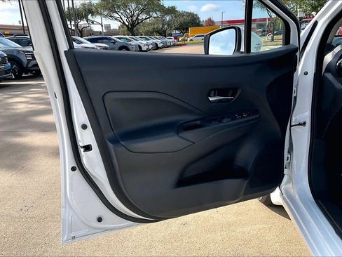 New 2025 Nissan Versa SV w/ Trunk Package image 16