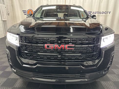 Used 2023 GMC Acadia AT4 w/ Technology Package image 3