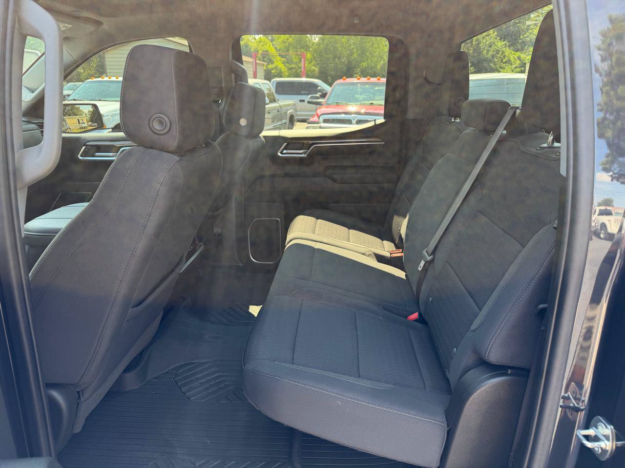 Used 2023 Chevrolet Silverado 1500 RST AWD/4WD image 10
