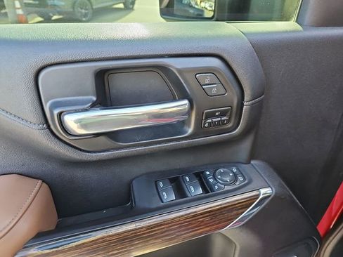 Used 2021 Chevrolet Silverado 2500 High Country w/ Z71 Off-Road Package image 22