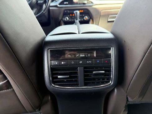 Used 2023 MAZDA CX-9 Signature image 23