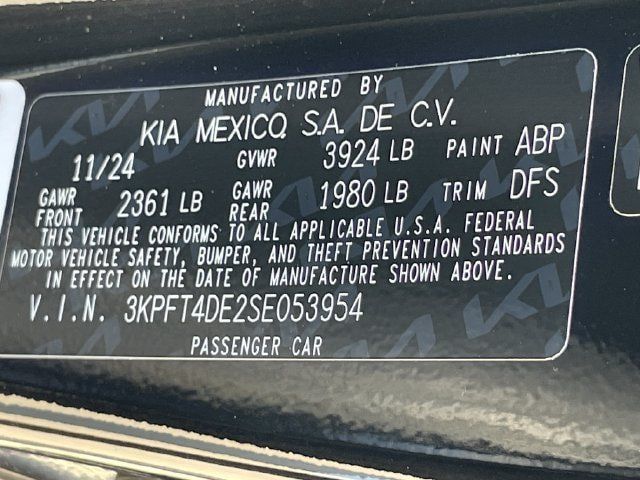Used 2025 Kia K4 FWD image 28