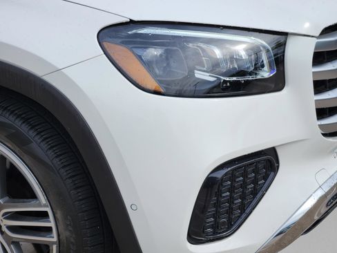 Used 2025 Mercedes-Benz GLS 450 4MATIC image 7